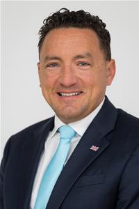 Profile image for Andrew Hamilton-Gray CC